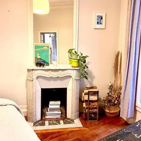 Apartment - Tour Eiffel - Bail Mobilite Paris